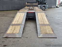 Kassbohrer LB3E / 3 AXLE / HYDRAULIC RAMP / LIFT AXLE