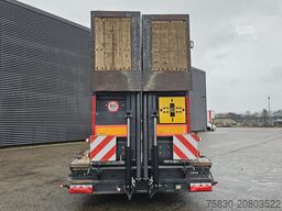Kassbohrer LB3E / 3 AXLE / HYDRAULIC RAMP / LIFT AXLE