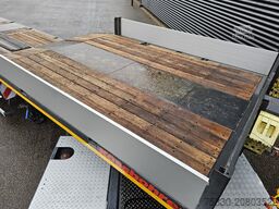 Kassbohrer LB3E / 3 AXLE / HYDRAULIC RAMP / LIFT AXLE