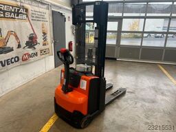 Toyota SWE 120L / nur 497h ! / 2024 / HH: 4.15m