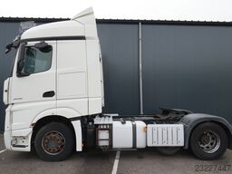 Mercedes-Benz ACTROS 2442 6x2 RHD 481.900km