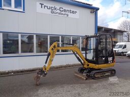 Caterpillar 301.7D SW + Schaufel