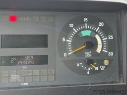 Mercedes-Benz DB 818 Schiebeplane, 7,20 m Aufbau Radstand 4,80 m | Blatt gefedert