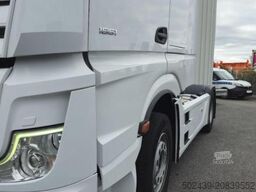 Mercedes-Benz Actros 1851