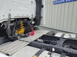 Mercedes-Benz Actros 1851