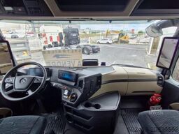 Mercedes-Benz Actros 1851