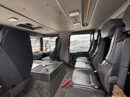 Scania P 450