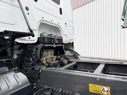 Mercedes-Benz Arocs 1840 K 4x2 Arocs 1840 K 4x2, MultimediaCockpit, Alu-Bordwände, Kran Fassi F135, Funk