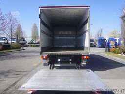 Mercedes-Benz Atego 818 / Box superstructure / DAUTEL
