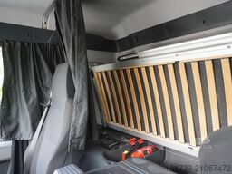 MAN TGS 18.440 / 19 EPAL curtainsider / Slee