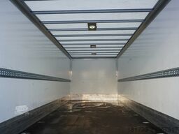 DAF LF 12.210 18-pallet container with tail