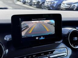 Mercedes-Benz V 300 d EDITION 7Sitze MBUX LED Kamera