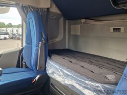 Volvo FH 13.500 Globetrotter XL 4x2 - NEW - Full spec...