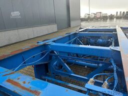 Burg 20FT/3-axles / empty weight: 3.290kg / SAF DISC...