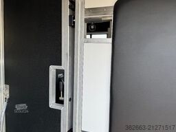 RENAULT Master ZF 9GANG AUTO. GHOST Edition STX, 3-Haras