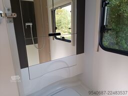Adria 361 LH Action
