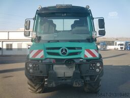 Unimog U 218 Vario Pilot Zapfwelle vorne AHK