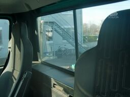 Unimog U 218 Vario Pilot Zapfwelle vorne AHK