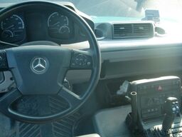 Unimog U 218 Vario Pilot Zapfwelle vorne AHK