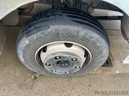 Mercedes-Benz Atego 817