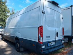 IVECO Daily 35S13 lang/hoch