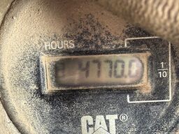 CATERPILLAR 305.5E2 /  Deutsche Maschine / 2 x Löffel