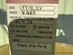 CATERPILLAR 305.5E2 /  Deutsche Maschine / 2 x Löffel