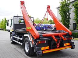 DAF LF 55.220 Skip loader GUIMA PALFINGER