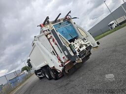Volvo FM 330