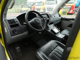 VW TRANSPORTER AMBULANCE MEDIC TRUCK