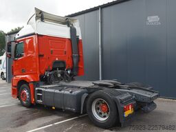 Mercedes-Benz Actros 1943 tractor unit