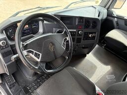 Renault Trucks T