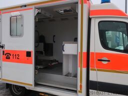 MERCEDES-BENZ Nr.A28 Sprinter 516 CDI 4X4 RTW 1.Hand / SHZ