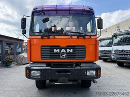 MAN F2000 28.414 6X4 Effer 685 Montagekran 33 Meter