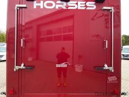  STX Trailer  3,5t   Wohn. Dusche