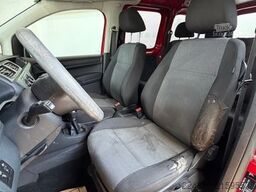 VOLKSWAGEN CADDY 4MOTION*2015*ALLRAD*SERVICE*EURO6*