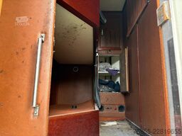 Floor 2- Flower Sales Trailer 2-Axle / Box / Koffer /...