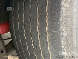 Schmitz Cargobull Curtainsider Mega