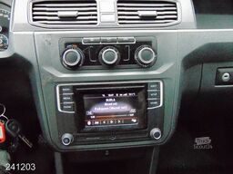 VW Caddy Maxi 2.0 TDI -KLIMA-Regaleinbau-HFT-