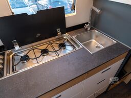 ADRIA SONIC 600 SL *PATENTE B 4 POSTI OMOL.*