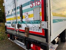 Schmitz Cargobull Thermo King SLX 200 / Liftachse