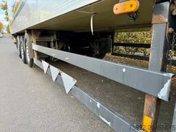 Schmitz Cargobull Thermo King SLX 200 / Liftachse