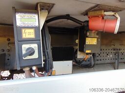 MERCEDES-BENZ ANTOS 1833L 3-Zonen Kühlkoffer*LBW