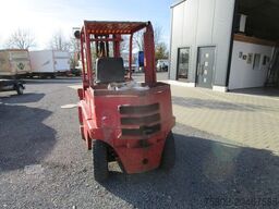 YALE YALE *Tragkraft 3.000 kg+Diesel*