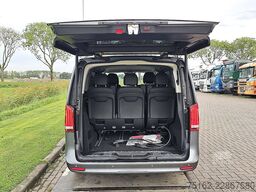 MERCEDES-BENZ EQV 300 L2 Navi 7-Persoons