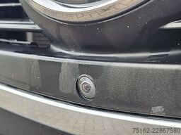 MERCEDES-BENZ EQV 300 L2 Navi 7-Persoons