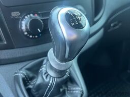 MERCEDES-BENZ Vito 114 LANG 6G KLIMA NAVI KAMERA TEMPOMAT AHK