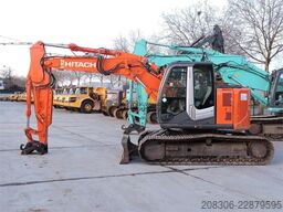 Excavator pe şenile HITACHI ZX135