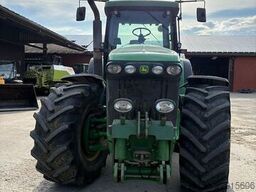 John Deere 8420