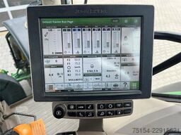 John Deere 6215R